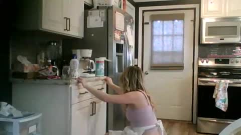 Snapshot of nikkib653466 chatting on February 1, 2026, 6:06 pm nikkib653466 online show from February 1, 2026, 6:06 pm