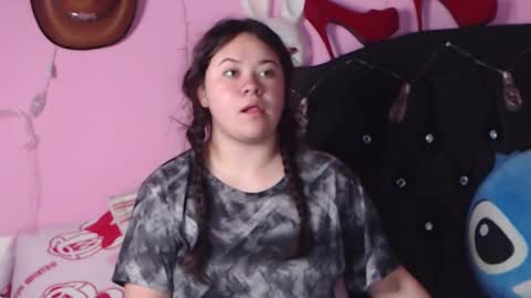 Snapshot of nikkirous_ chatting on December 30, 2024, 1:47 pm Nikkirous online show from December 30, 2024, 1:47 pm