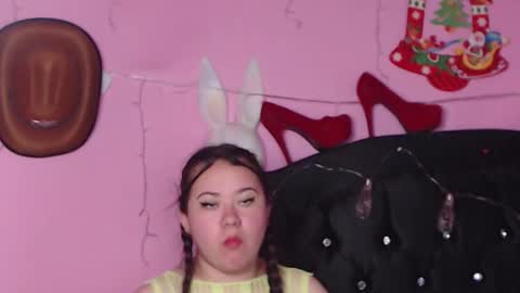 Snapshot of nikkirous_ chatting on January 8, 2025, 4:44 pm Nikkirous online show from January 8, 2025, 4:44 pm