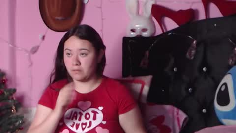 Snapshot of nikkirous_ chatting on January 10, 2025, 2:02 pm Nikkirous online show from January 10, 2025, 2:02 pm