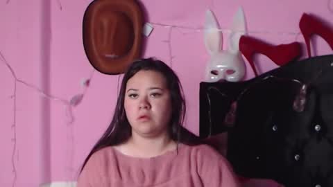 Snapshot of nikkirous_ chatting on January 13, 2025, 1:49 pm Nikkirous online show from January 13, 2025, 1:49 pm