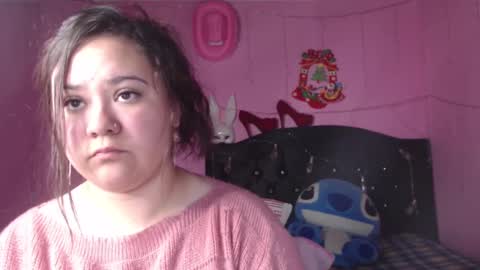 Snapshot of nikkirous_ chatting on February 6, 2025, 6:02 pm Nikkirous online show from February 6, 2025, 6:02 pm