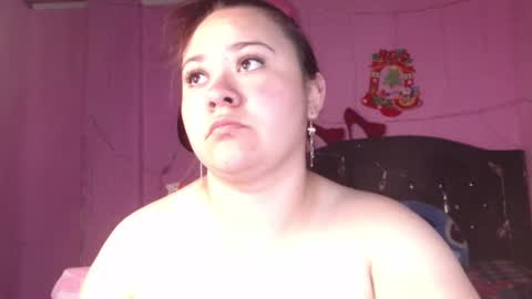 Snapshot of nikkirous_ chatting on February 7, 2025, 12:28 pm Nikkirous online show from February 7, 2025, 12:28 pm