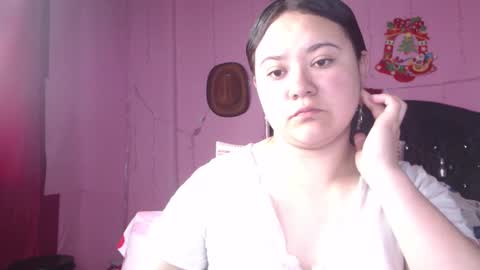 Snapshot of nikkirous_ chatting on February 18, 2025, 1:11 pm Nikkirous online show from February 18, 2025, 1:11 pm