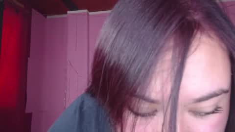 Snapshot of nikkirous_ chatting on March 10, 2025, 7:07 pm Nikkirous online show from March 10, 2025, 7:07 pm