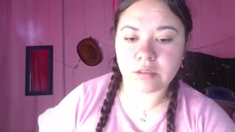 Snapshot of nikkirous_ chatting on September 13, 2025, 12:16 pm Nikkirous online show from September 13, 2025, 12:16 pm