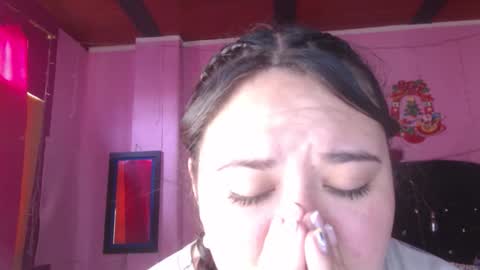 Snapshot of nikkirous_ chatting on September 20, 2025, 12:50 pm Nikkirous online show from September 20, 2025, 12:50 pm