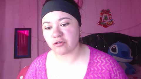 Snapshot of nikkirous_ chatting on October 7, 2025, 12:24 pm Nikkirous online show from October 7, 2025, 12:24 pm