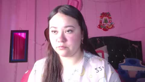 Snapshot of nikkirous_ chatting on October 15, 2025, 2:39 pm Nikkirous online show from October 15, 2025, 2:39 pm