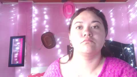 Snapshot of nikkirous_ chatting on November 8, 2025, 1:44 pm Nikkirous online show from November 8, 2025, 1:44 pm
