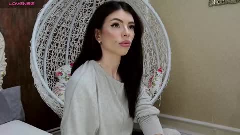 Nikky online show from December 9, 2024, 9:39 am