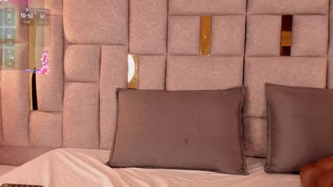 nikky_red__ online show from March 26, 2026, 3:12 am