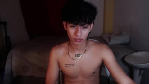 niklaus_wolf online show from November 20, 2025, 2:56 am