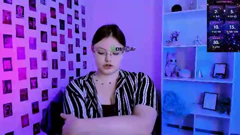 Snapshot of nikol_kitt chatting on July 1, 2026, 6:40 pm Little Niko Help me reach my goals online show from July 1, 2026, 6:40 pm