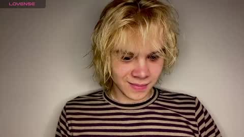 Snapshot of nikolasbucks chatting on April 7, 2026, 7:58 pm nikolasbucks online show from April 7, 2026, 7:58 pm