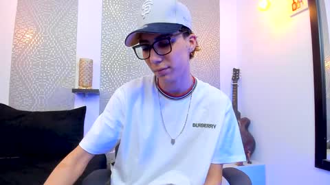 Snapshot of nikolay_gregori chatting on December 10, 2024, 7:37 am online show from December 10, 2024, 7:37 am