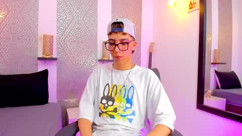 Snapshot of nikolay_gregori chatting on January 10, 2025, 5:47 am online show from January 10, 2025, 5:47 am