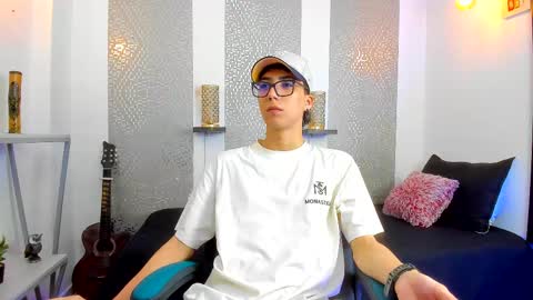 Snapshot of nikolay_gregori chatting on February 16, 2025, 4:09 am online show from February 16, 2025, 4:09 am