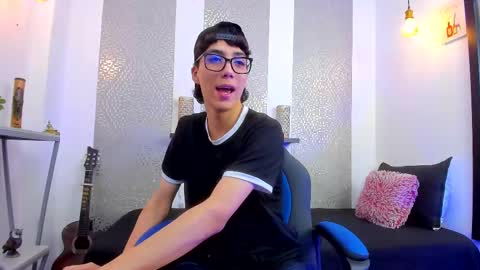 Snapshot of nikolay_gregori chatting on March 2, 2025, 9:53 am online show from March 2, 2025, 9:53 am