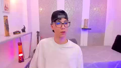 Snapshot of nikolay_gregori chatting on September 12, 2025, 4:12 am online show from September 12, 2025, 4:12 am