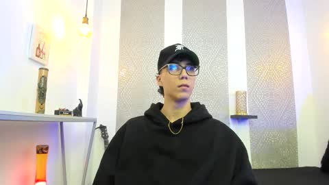 Snapshot of nikolay_gregori chatting on September 14, 2025, 4:00 am online show from September 14, 2025, 4:00 am