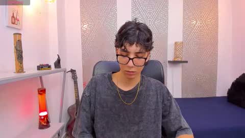 Snapshot of nikolay_gregori chatting on October 1, 2025, 4:51 am online show from October 1, 2025, 4:51 am