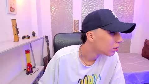 Snapshot of nikolay_gregori chatting on October 27, 2025, 4:16 am online show from October 27, 2025, 4:16 am