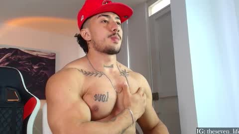 Niko online show from October 18, 2025, 8:31 pm