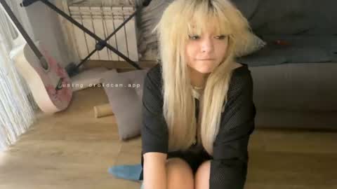 Snapshot of nikoli_naw chatting on July 22, 2026, 1:41 am nikoli_naw online show from July 22, 2026, 1:41 am
