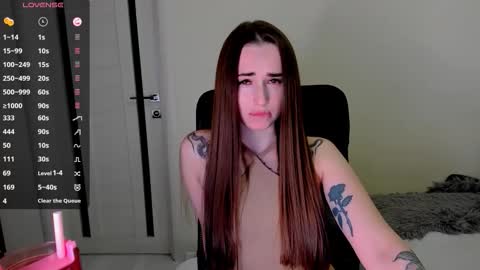      online show from September 28, 2025, 3:45 am