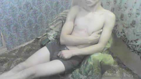 nikolos22 online show from January 4, 2025, 10:55 pm