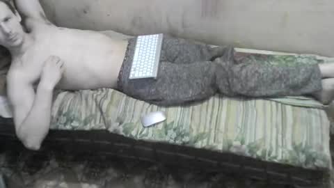 nikolos22 online show from February 3, 2025, 10:21 pm