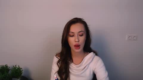 nikonara_ online show from October 21, 2025, 11:33 am