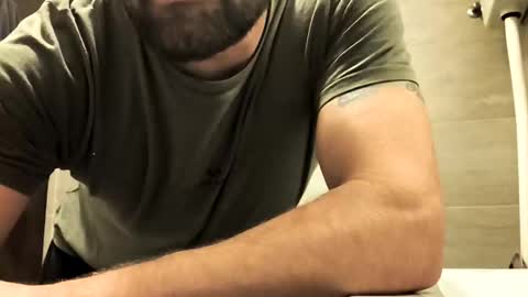 Niks online show from October 27, 2025, 1:20 am