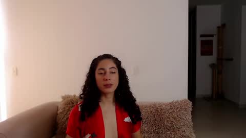 Snapshot of niky_blue chatting on February 23, 2025, 2:25 pm niky_blue online show from February 23, 2025, 2:25 pm