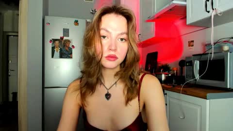 Snapshot of niky_jess chatting on February 14, 2025, 9:45 am Veronica online show from February 14, 2025, 9:45 am