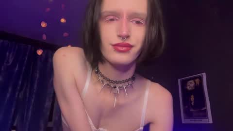 Snapshot of niky_long chatting on May 8, 2026, 12:05 am Niky online show from May 8, 2026, 12:05 am