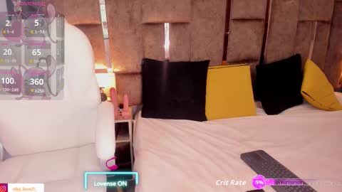 Snapshot of niky_love21 chatting on October 25, 2025, 10:37 pm NIKY online show from October 25, 2025, 10:37 pm