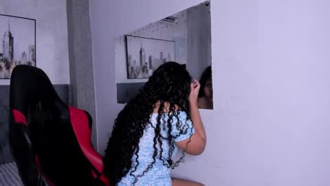 Niky online show from November 12, 2025, 5:19 am