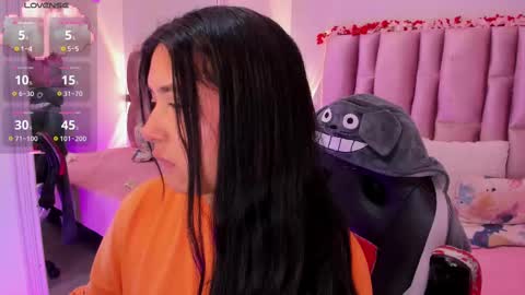 Niky Brooks online show from October 2, 2025, 11:17 am