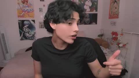 Nikylaine online show from December 2, 2025, 11:00 pm