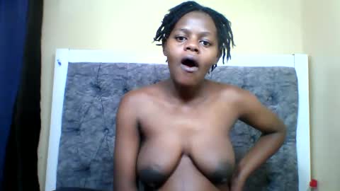 nikymina2 online show from April 11, 2026, 4:44 pm