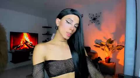 Nilam online show from November 2, 2025, 1:41 am