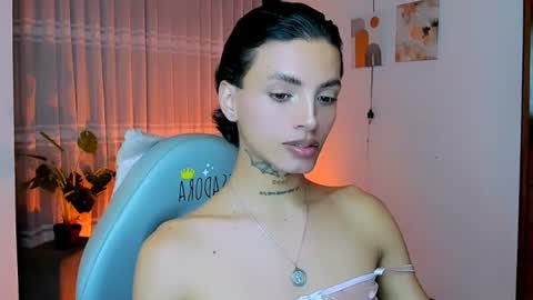 Nilam online show from June 25, 2026, 12:43 am