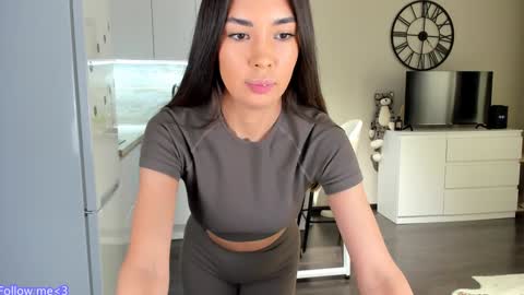 Bella online show from December 24, 2024, 4:30 pm