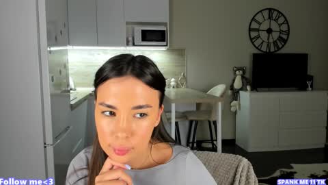 Bella online show from January 15, 2025, 2:35 pm