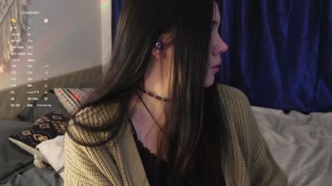 Jennet online show from December 5, 2024, 2:00 pm