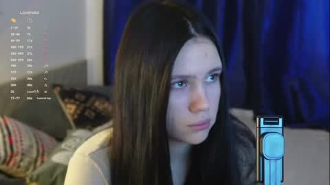 Jennet online show from December 6, 2024, 11:11 am