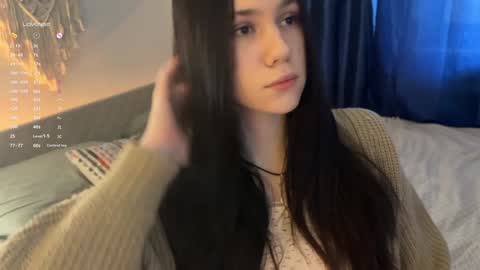 Jennet online show from December 22, 2024, 9:22 am