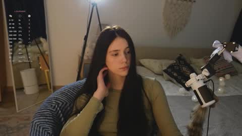 Snapshot of nimfaheart chatting on February 20, 2026, 7:25 pm Jennet online show from February 20, 2026, 7:25 pm